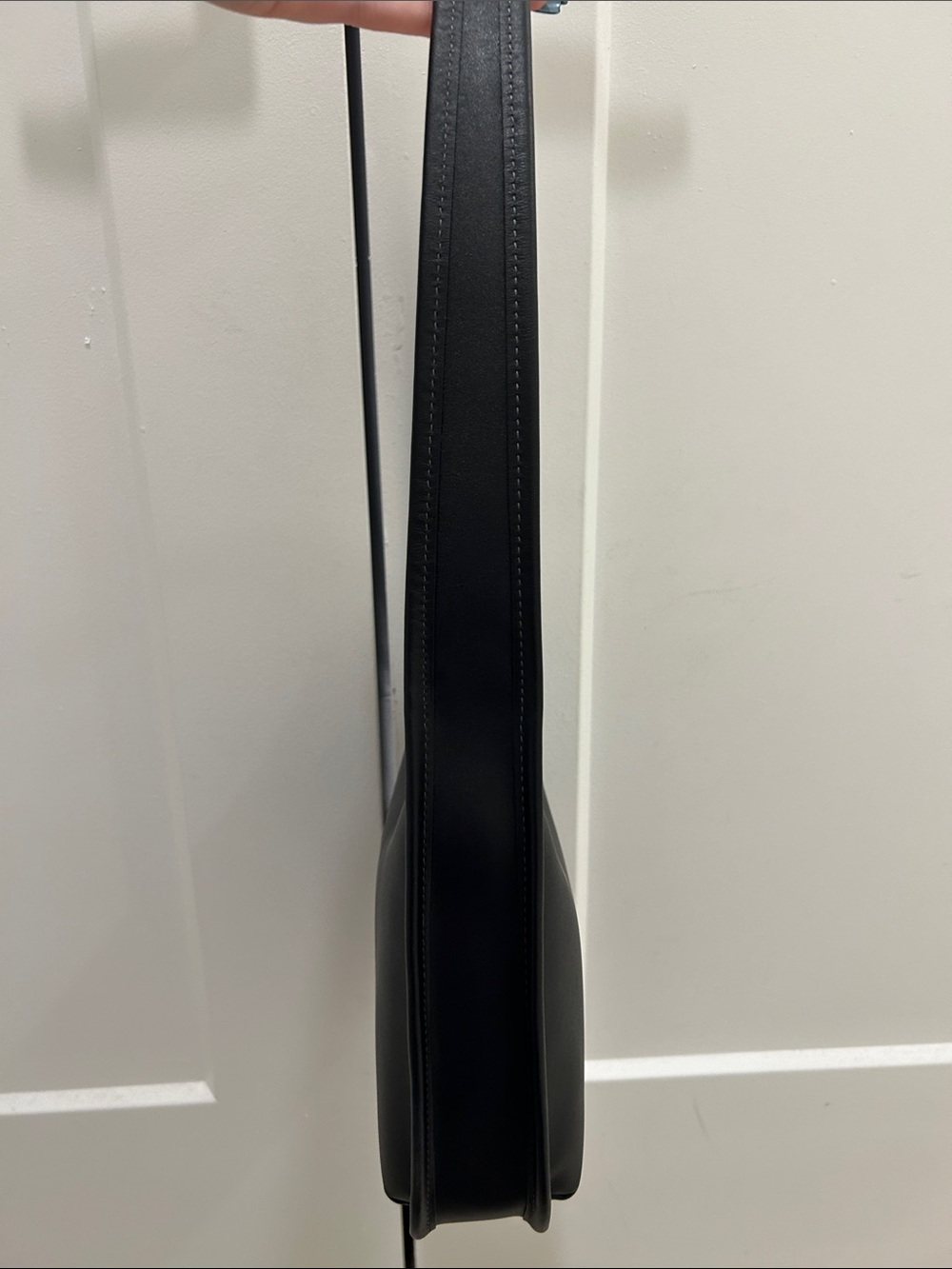 Coach (NWT) Curve Zip Bag - Picture 5 of 16